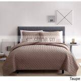 3pc Ultrasonic Embossed Solid Microfiber Queen King Size White Customized Wholesale Quilt Sets thumbnail-5
