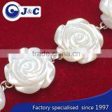 Real Natural Mother of Pearl Shell Carve Flower Bracelet thumbnail-2