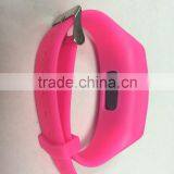 Best Hot Selling Product Smart Bracelet for 2015 Christmas Gift thumbnail-4