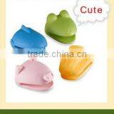 Free Packing Cute Animal Shape Silicone Gloves/Kitchen Ware thumbnail-1