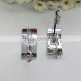 SEWING MACHINES SLANT NEEDLE SCREW ON OVERCAST, OVERLOCK FOOT WILL FIT SINGER 255S thumbnail-1