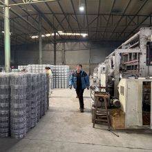 Venta directa de fábrica de alambre de acero de alta resistencia con nudos fijos, valla para ganado y ciervos, malla de alambre tejida para la cría de ganado, doblado y soldadura thumbnail-3