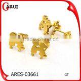 Small Gold Earrings Couple Kiss Daily Wear Earrings thumbnail-1