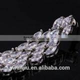 Wholesale Stock Small Order Fashion Women Long Style Garland Zircon Earrings thumbnail-4