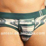 Men's knitted briefs