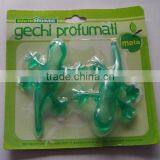 Plastic Car Accessory Air Freshener With Shape of Gecko With Customized Information Card