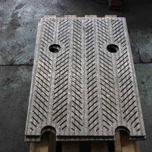 Mining Product Service Wear Resistant Steel Plate Mining Linear Vibrating Screen thumbnail-6