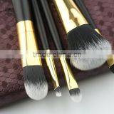 Essential 5 Pcs Synthetic Hair Makeup Brush Set Leather Case thumbnail-2