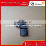 Cars Spare Parts 028100420 Oil Pressure Sensor thumbnail-2