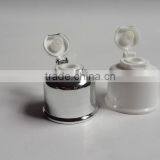 China 28/410 Plastic Shiny Sliver Flip Top Bottle Caps for Water Bottle thumbnail-1