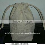 Cotton Drawstring Gift Pouch thumbnail-1