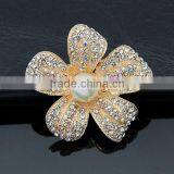 Bling Bling Big Pearl Rhinstone Brooch Lovely Big Flower Rhinstone Brooch Pins for Women Fashion Party thumbnail-6