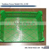 Plastic injection crate mould