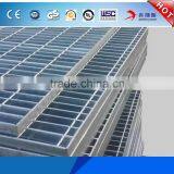 Trade Assurance Factory Cheap Price Plain Bar Grating/Serrated Bar Grating / I-shape Hot Dipped Galvanized Safety Grating thumbnail-1