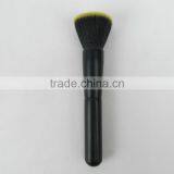 2015 New 1pcs Pro Soft Perfecting Face Brush Foundation Brush Blend Makeup Tool thumbnail-1