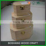 Empty Wood Packing Box thumbnail-6
