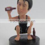 Personal Design Resin Drinking Figurine for Home Decoration thumbnail-1