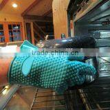 Funny Silicone Glove Microwave Oven Mitt Silicone Hot Mit thumbnail-1