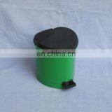 2014 heart-shaped mini plastic dustbin