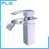 Professional Design Chrome Plated Brass Body Basin Faucet
