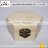 Roud Finish Cute Wooden Jewellery Box thumbnail-3