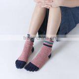 Hot Selling Japanese Design OEM Home Wear School Lovely Girls Winter Comfortable Cotton Vivid Stripes Injinji Yoga ToeSocks