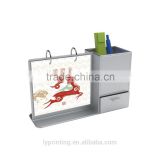 Custom cheap promotional 2016 desk calendar printing with plastic pen container
