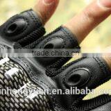 Custom Black Carbon Fiber Antislip Abrasion Proof Military Half Finger Tactical Gloves thumbnail-4