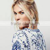 2016 Guangzhou Shandao Hot Selling Fashion Autumn Casual Long Sleeve V Neck White Embroidery Cotton Designs Ladies Tops thumbnail-5