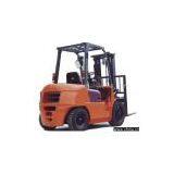 LPG FORKLIFT TRUCK thumbnail-1
