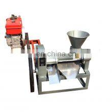 Маленький масложиматель, машина для извлечения кокосового масла в Кении