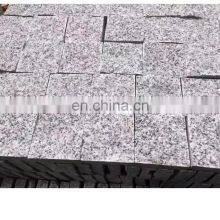High Quality Natural Split Granite Cobblestone thumbnail-1