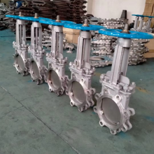 PZ73H Cast Steel Stainless Steel Hard Seal Wafer Type Knife Gate Valve Flange Manual Mud Knife Gate Valve thumbnail-6