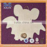 New Design Carved Wooden Wall Hanger for Children Clothing