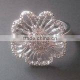 Cheap Metal Flower Napkin Ring With Rhinestones thumbnail-1