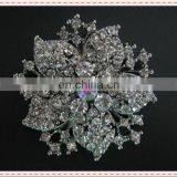 High Quality Creative Big Simulated Pearl Rhinestone Flower Silver Plated Brooches for Women thumbnail-1