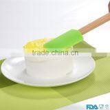 2015 Neweast Silicone Spatula Silicone Cake & Butter Knife With Wooden Handle thumbnail-3