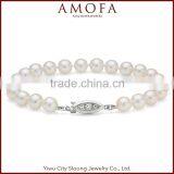 Modern Unique Design New Style Pearl Bracelet thumbnail-1
