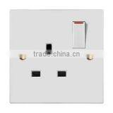 Switched Socket B921-01