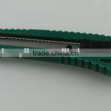 BERRYLION 18mm Cheap Price One Piece Utility Knife With Plastic Shell thumbnail-2