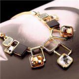 Magic Space Fashion Crystal Statement Necklace Women High Quliaty UK Geometric Chain Pendant Jewelry Wholesale