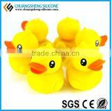 Wholesales Lovely Duck Shape Slicone Phone Holder thumbnail-4