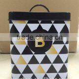 Triangle Biscuit Tin thumbnail-1