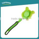 Toprank Top Selling Colorful Long Handle Cute Bear Shaped Kitchen Dish Washing Scouring Pad Soap Sponge Pad thumbnail-2