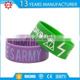 2016 Custom Embossed Logo Rubber Wrist Bands thumbnail-6