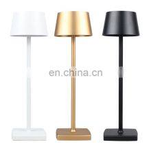 2021 Hot Sell Hotel Aluminium Acrylic Table Lamp Custom Shade Lamp Rechargeable Led Desk Lamp