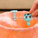 Diy Animal Shape Outdoor Trash Can Plastic Clips thumbnail-2
