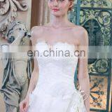 Modern Sleeveless Sweetheart Lace Applique Hand-made Flower Wedding Dress White thumbnail-4