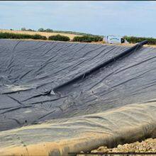 8m Wide 1.50mm Thick HDPE Geomembrane in Oilfield thumbnail-3