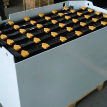 Lind K10 Three-way Narrow Channel Forklift Battery 48V/5PZS700 Hawker Battery 700AH thumbnail-3